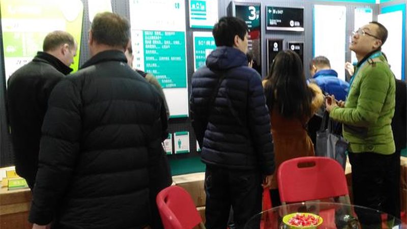 婚纱展厅展柜尺寸参数解析：打造完美展示空间的关键